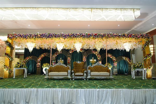 Emerald and gold royal throne detail